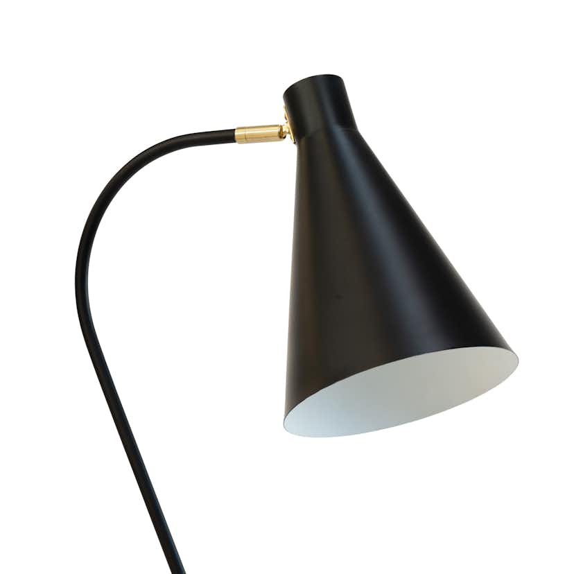 Golvlampa Dyberg Larsen Miles