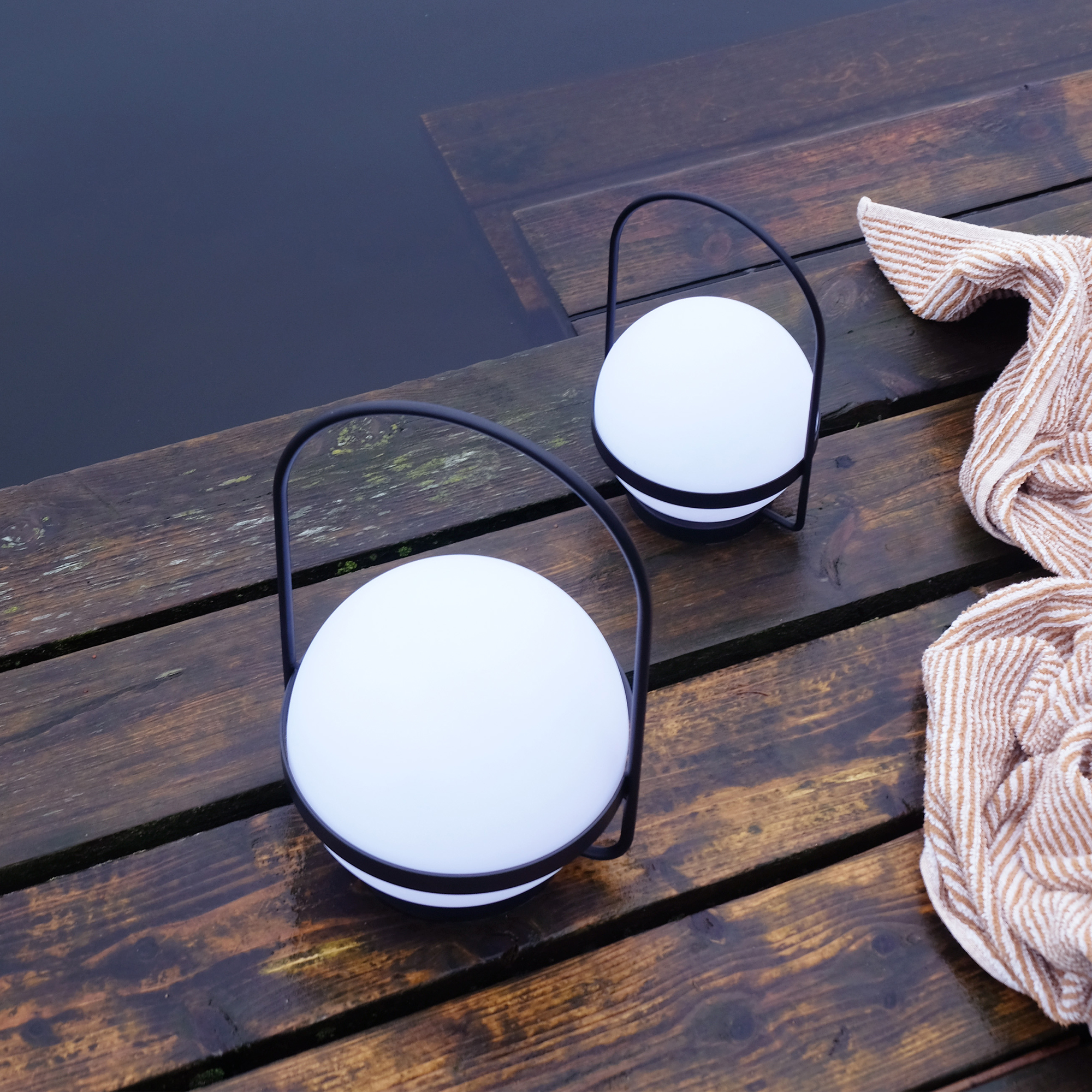 Solcellslampa Dyberg Larsen Summer LED-Lampa Uppladdningsbar D20