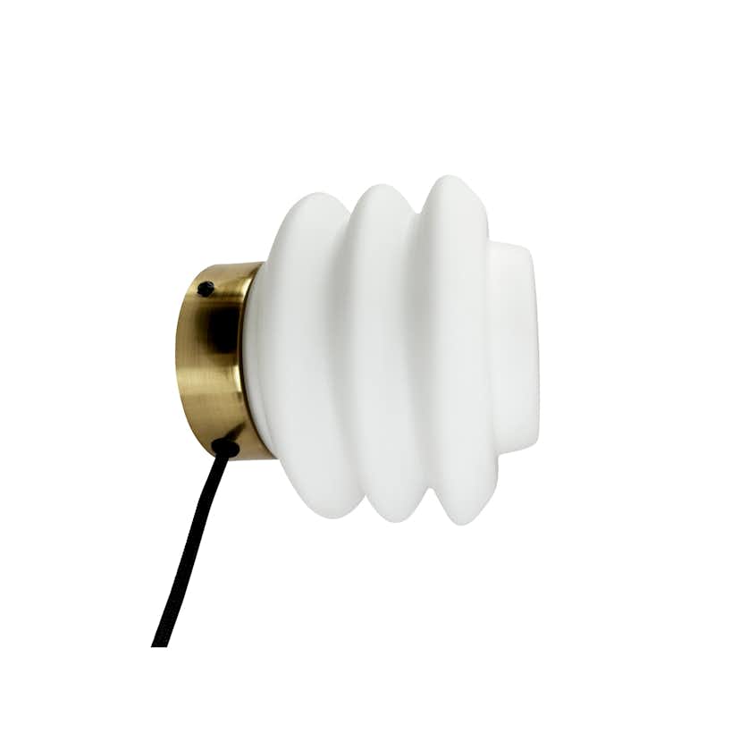 Vägglampa Dyberg Larsen Diva