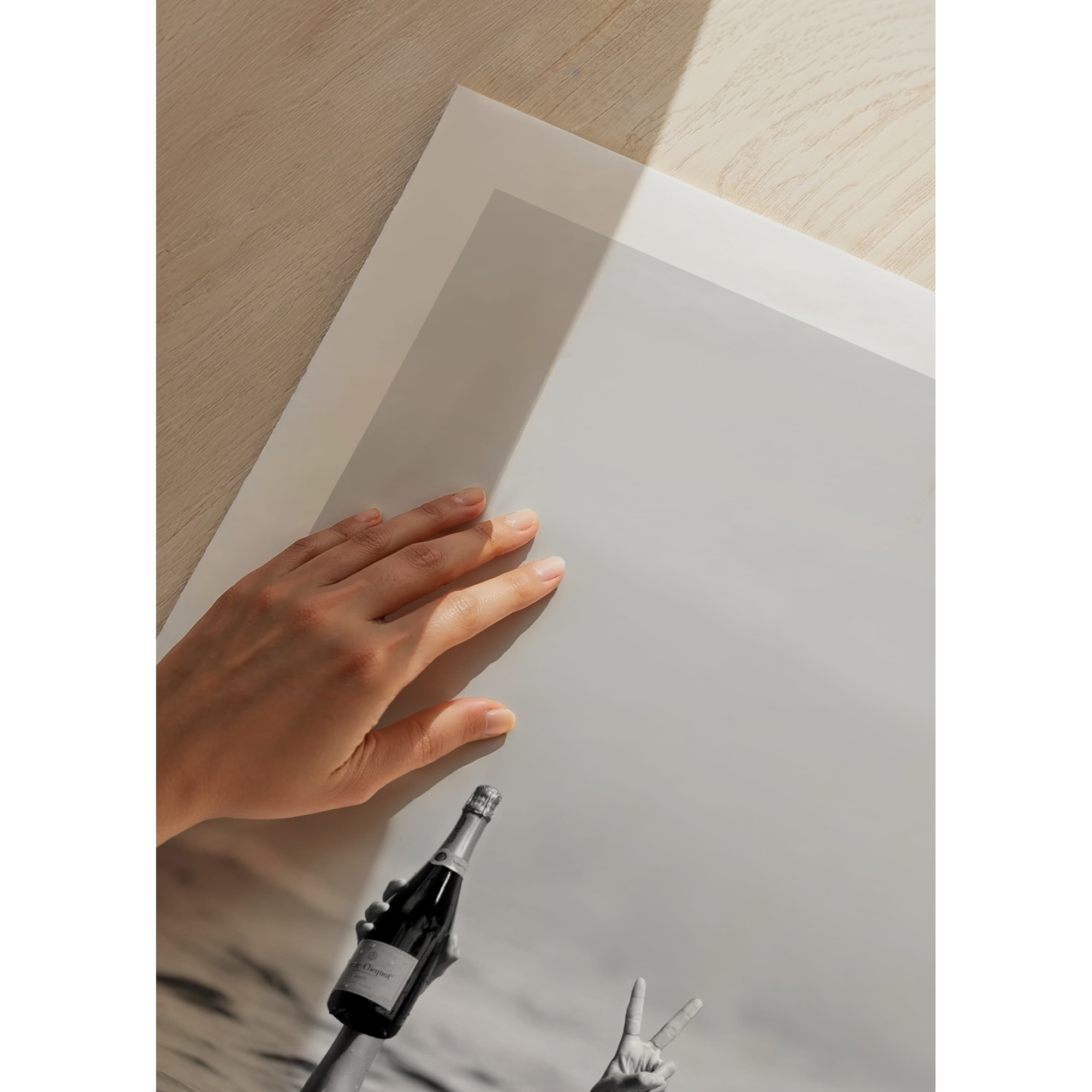 Poster Gallerix Champagne Victory B&W