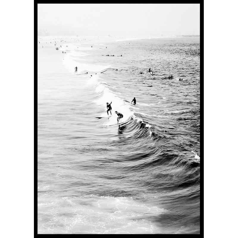 Poster Gallerix California Surfers On Waves B&W