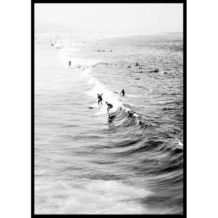 Poster Gallerix California Surfers On Waves B&W