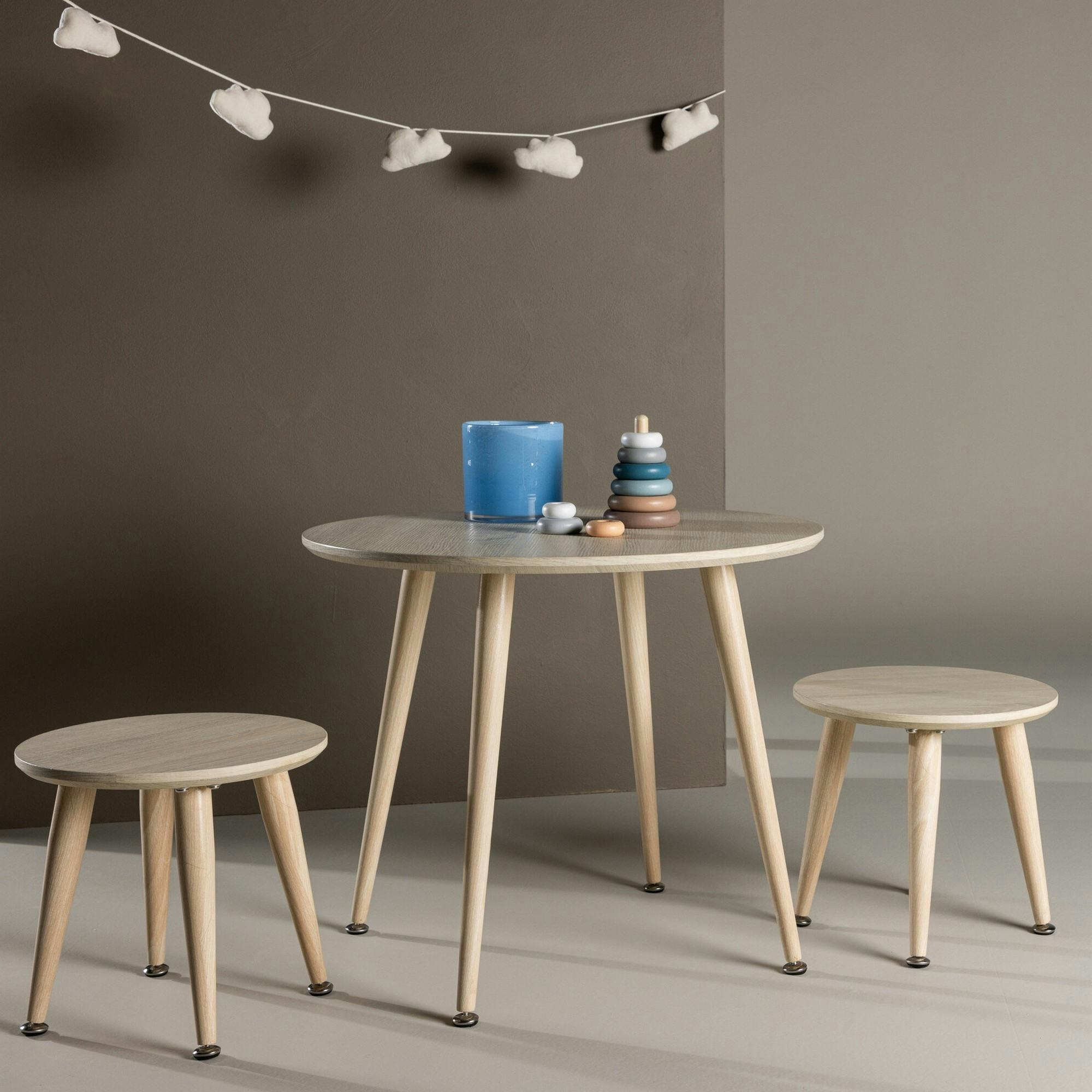 Barnmöbelgrupp Venture Home Kids med 2st Stolar