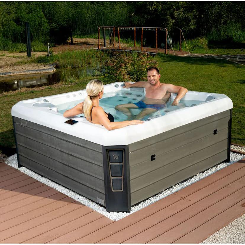 Spabad Wellis Malaga Life 40 Jets med Termiskt Skydd