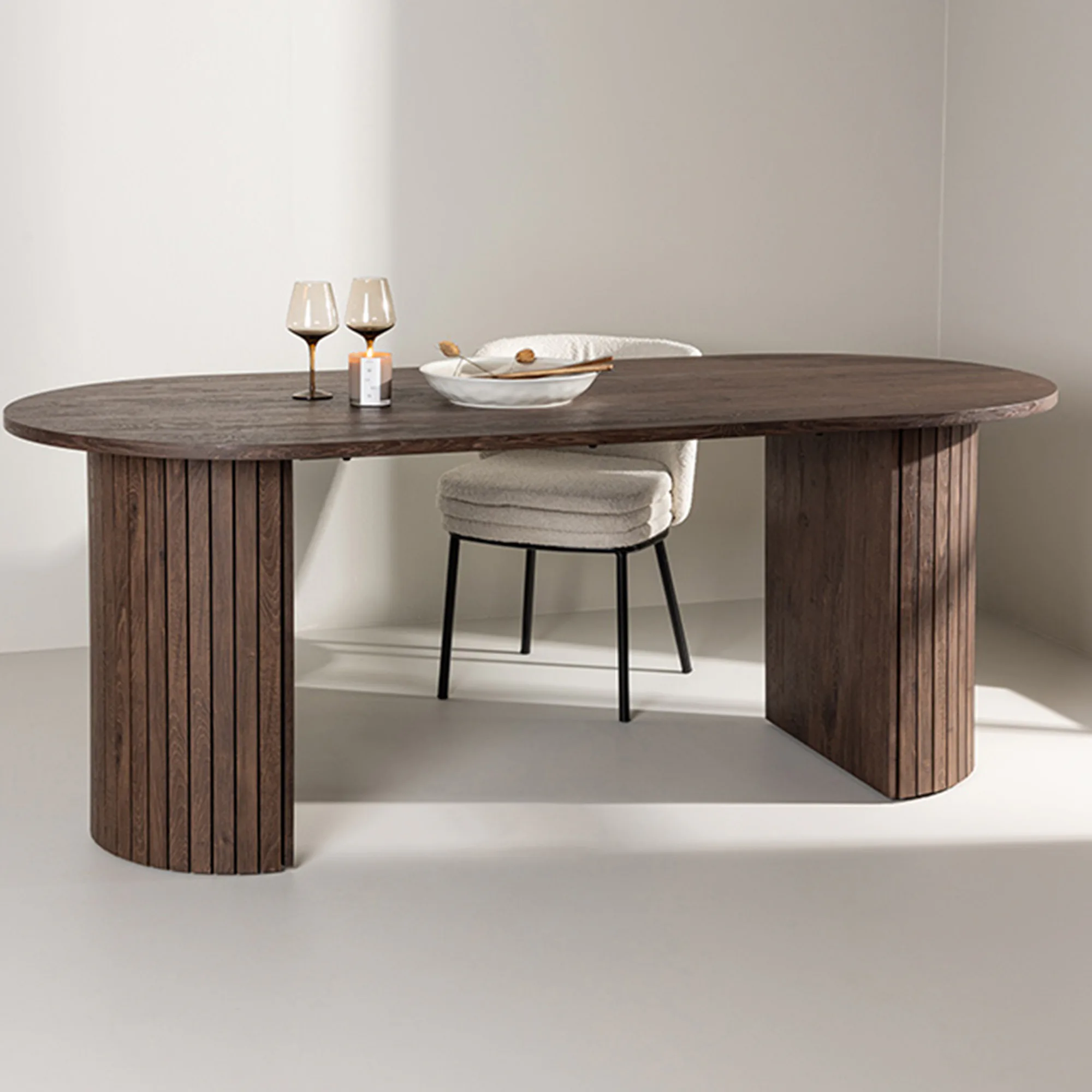 Matbord Venture Home Härön