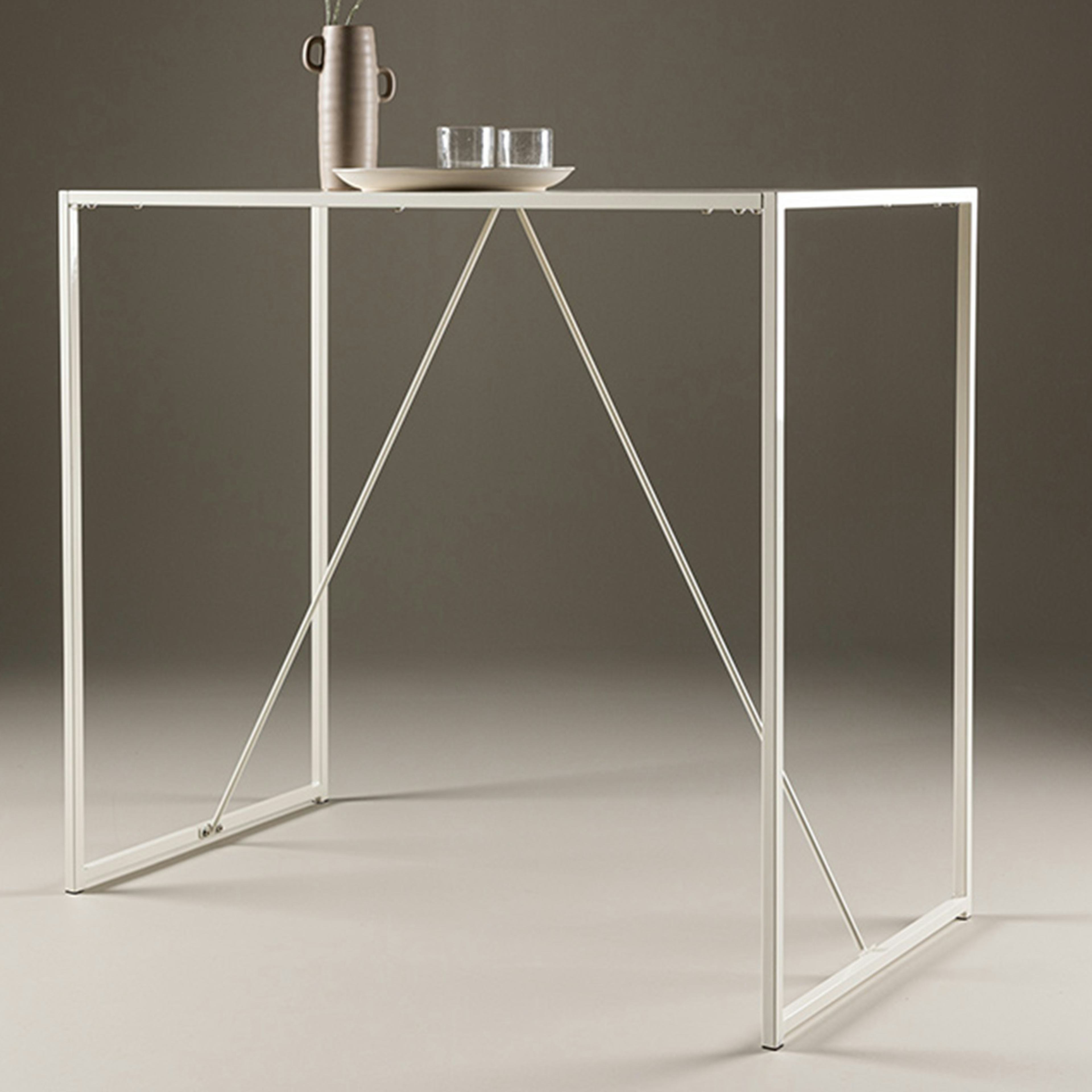 Barbord Venture Home Brea