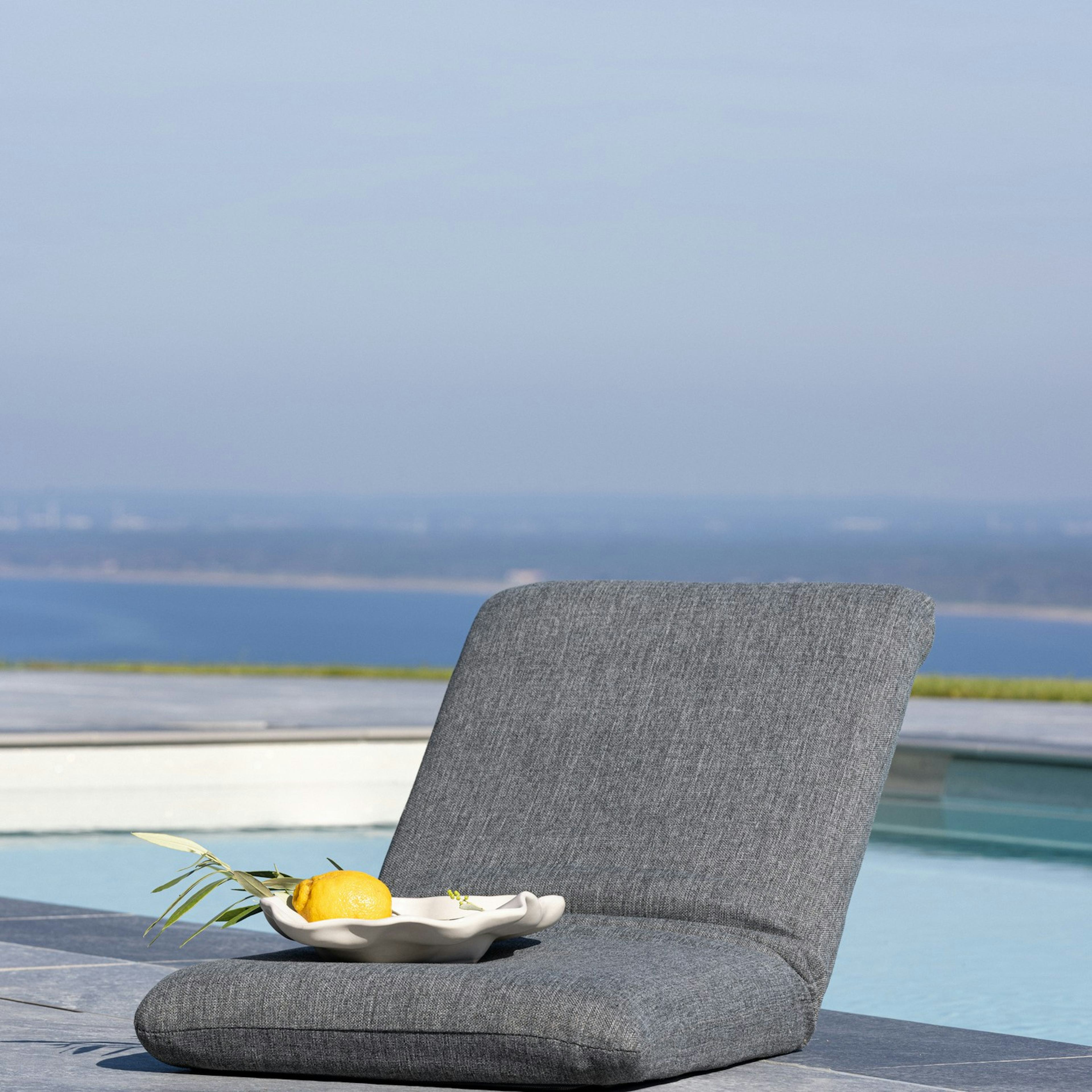 Solsäng Venture Home Trond Utomhus