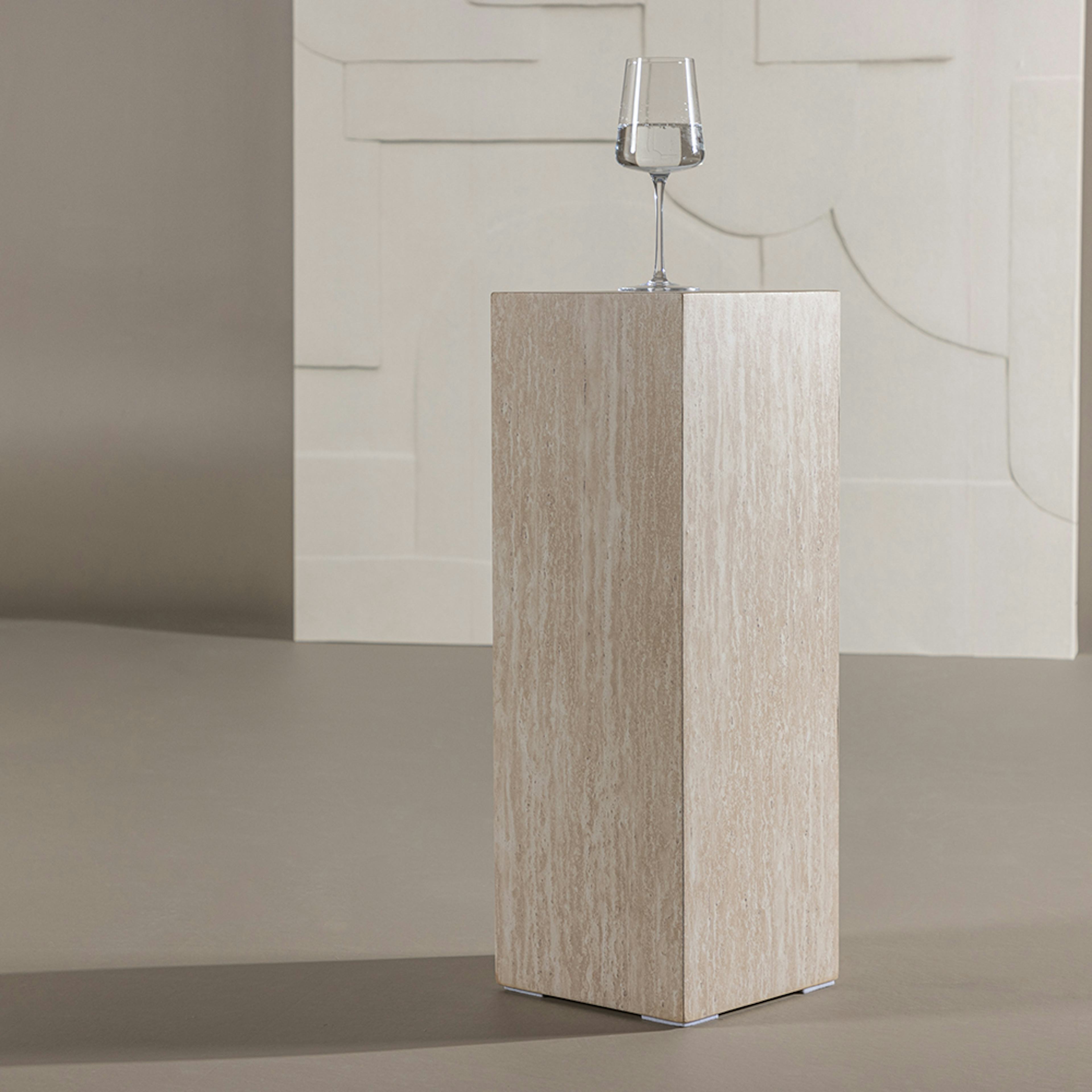 Piedestal Vind Ramsvik Travertine 65 cm
