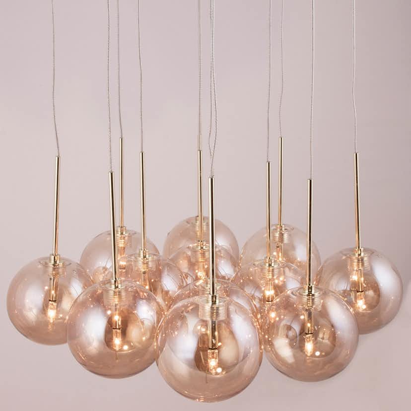 Taklampa Globen Lighting Skyfall Amber