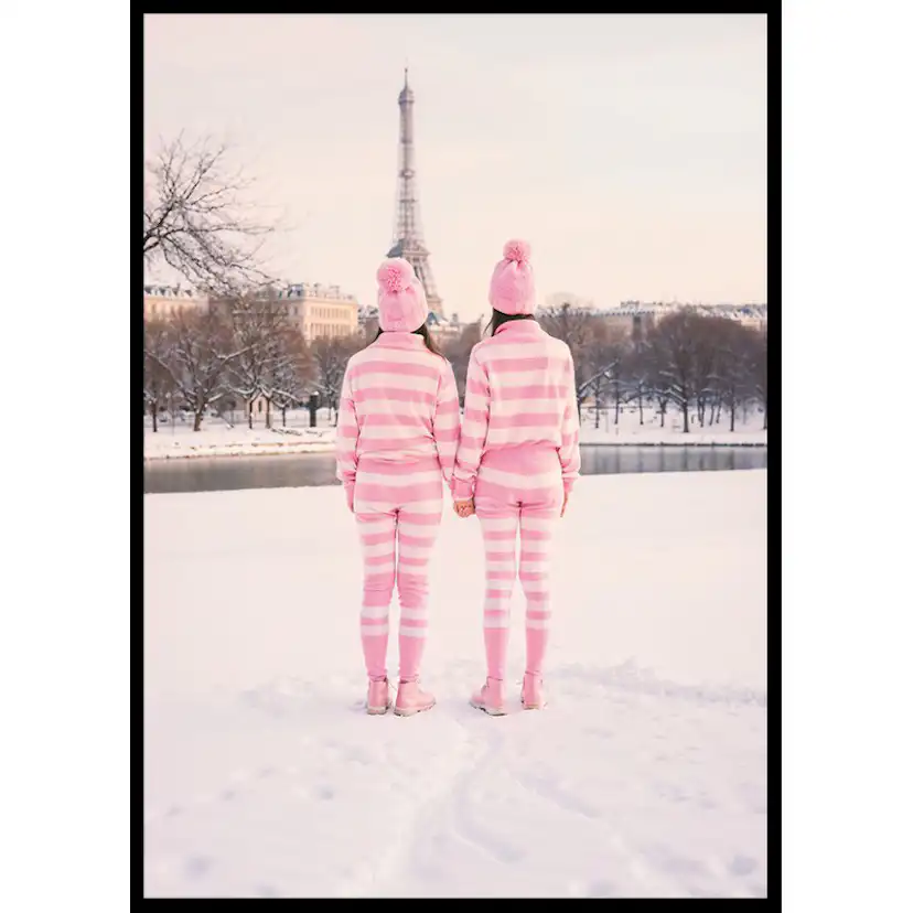 Poster Gallerix In Pajamas By The Eiffel Tower