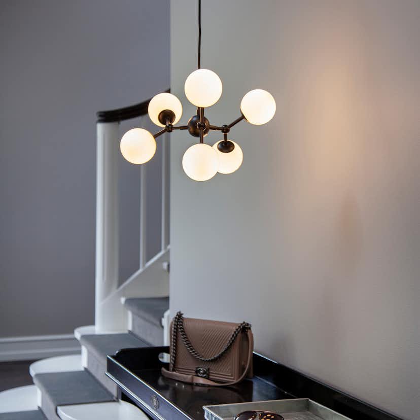 Taklampa Halo Design Atom Chandelier 6L G9