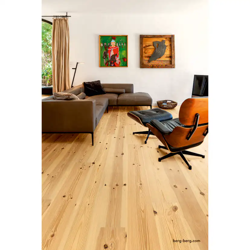 Parkettgolv Berg & Berg Norrlandsfuru XXL Lut Naturolja 2.0