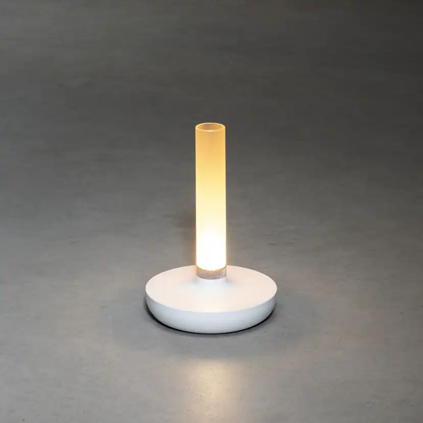 Bordslampa Gnosjö Konstsmide Biarritz USB