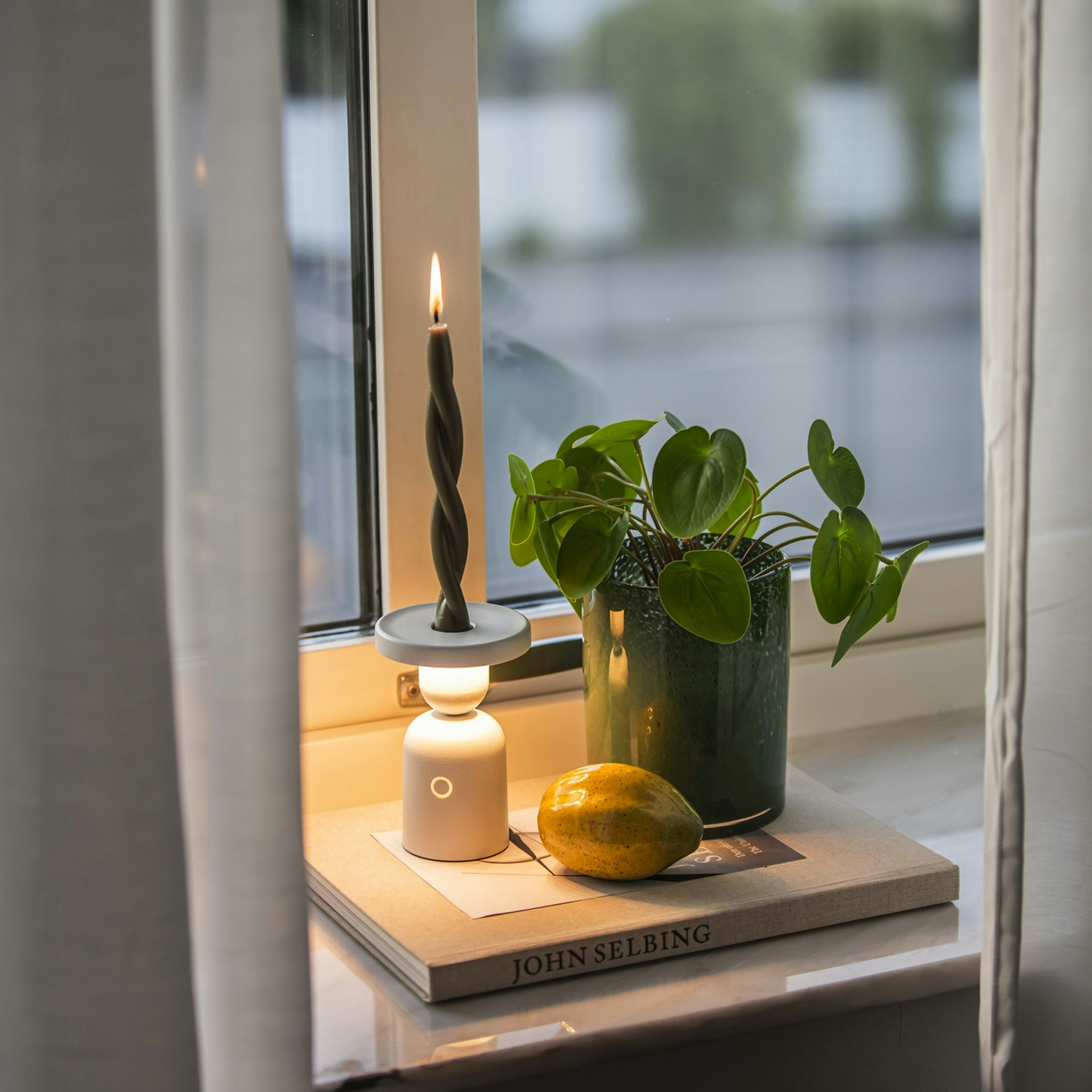 Bordslampa Gnosjö Konstsmide Nantes USB