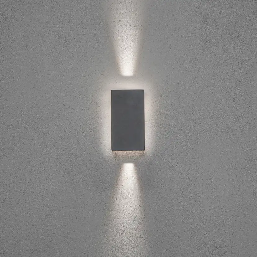 Vägglykta Gnosjö Konstsmide Cremona Upp/Ned/Bak 3X3W High Power LED