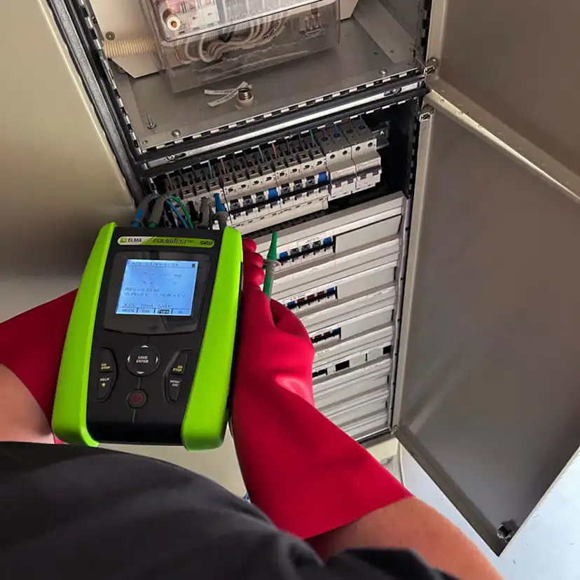 Installationstestare Elma Instruments Combitest 422