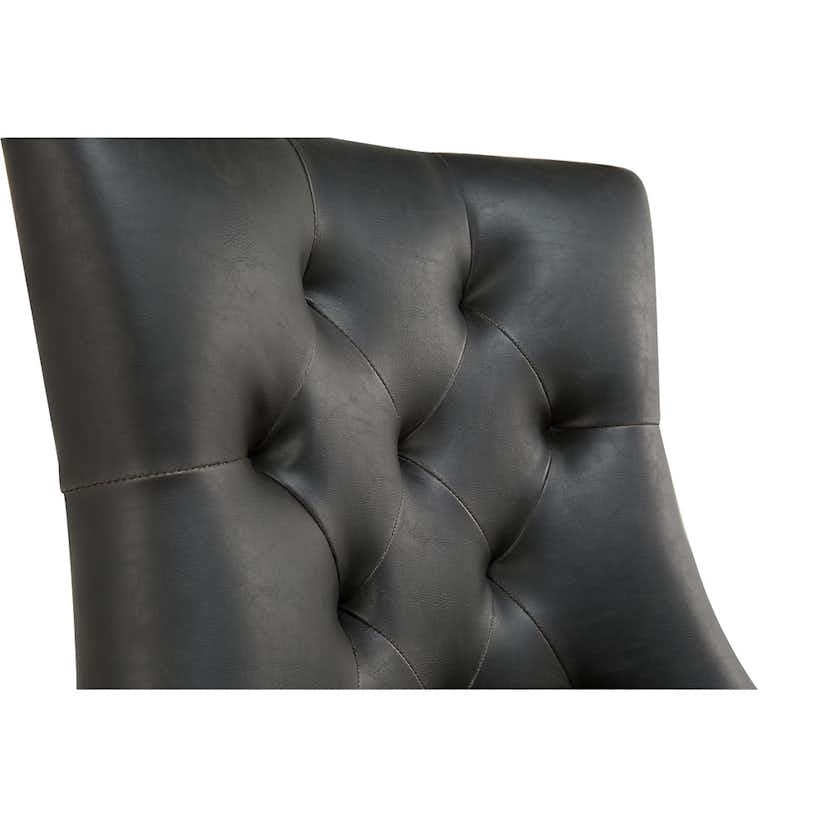 Matstol In Living Tuva