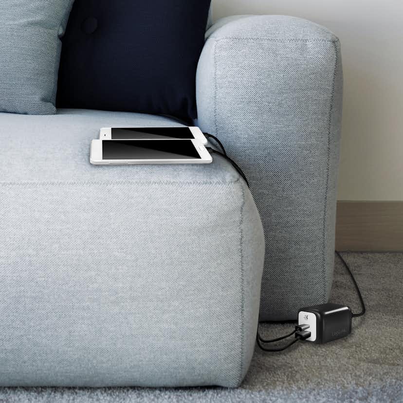 USB-laddare LogiLink 1xUSB-A + 1xUSB-C Med Fast Kabel 1,5m GaN 30W