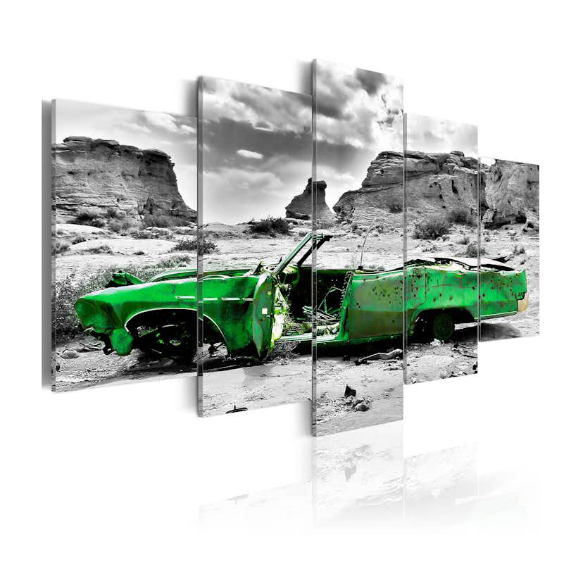 Tavla Arkiio Green Retro Car At Colorado Desert