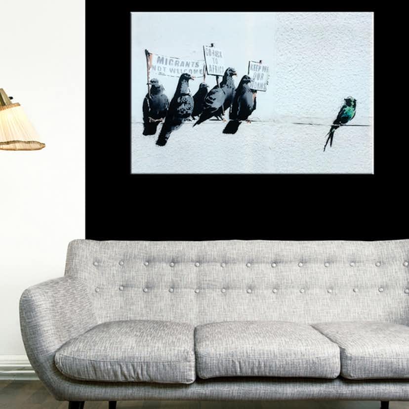 Tavla Arkiio Protesting Birds By Banksy