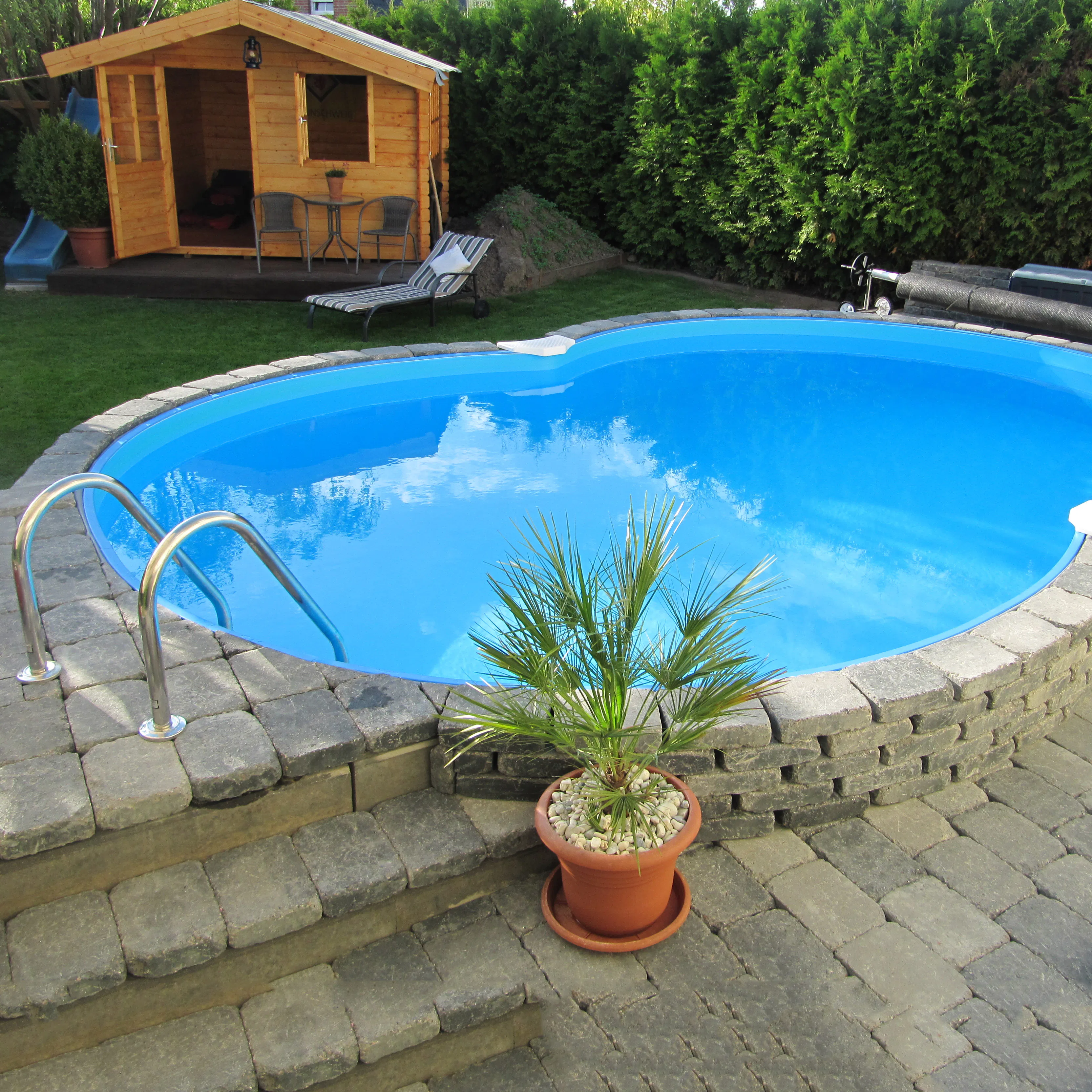 Stålväggspool Planet Pool Premium Inbyggd Åttaformad 6,25x3,6 inkl SF8 Stege och Tillbehör