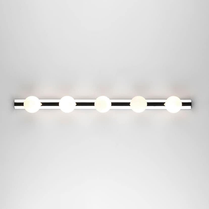 Vägglampa Astro Cabaret 5