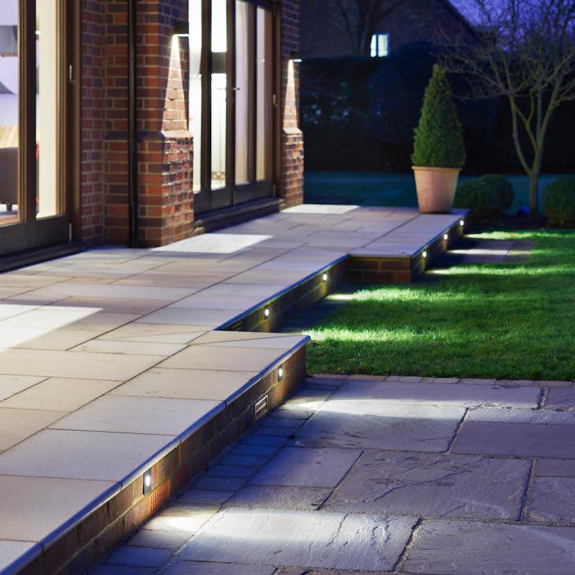 Vägglampa Astro Tango