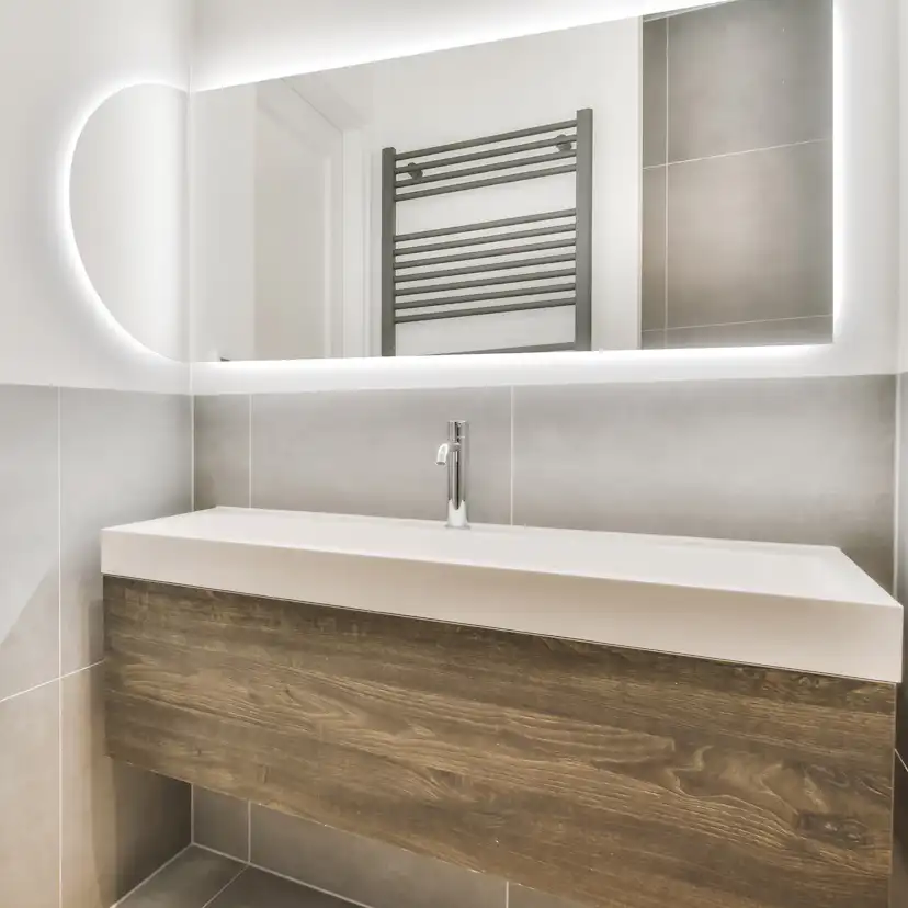 Spegel Vidi Aura med LED-belysning