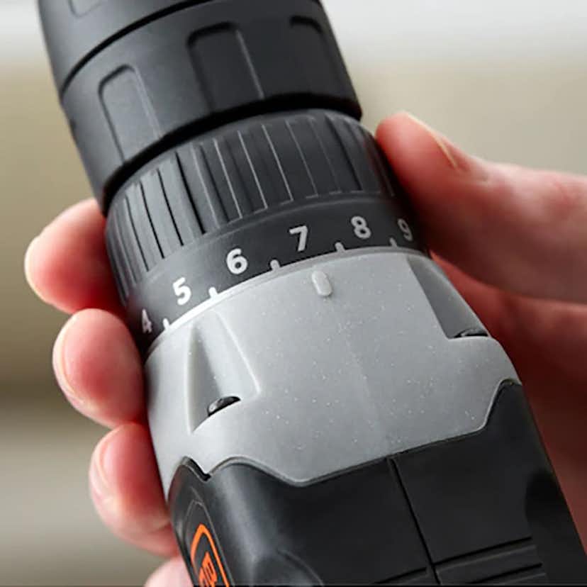 Borrskruvdragare Black & Decker BCD001C1 1X1,5Ah Batteri