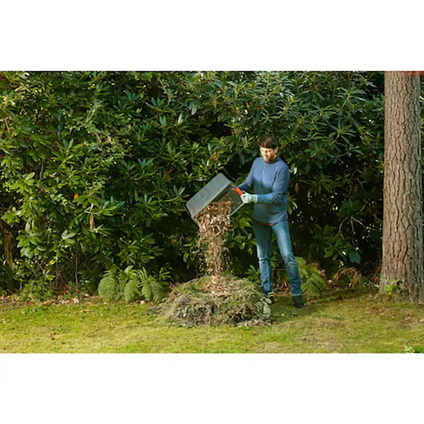 Kompostkvarn Black & Decker BEGAS5800 2800W 45Mm