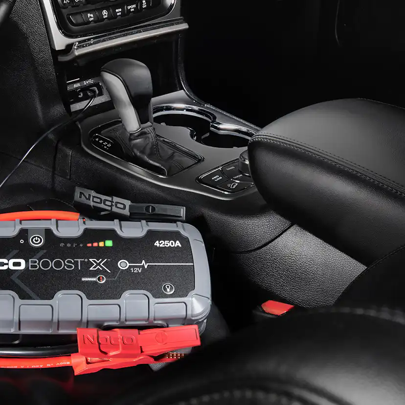 Starthjälp Noco Genius Boozt X GBX155 Till 12V Blybatterier