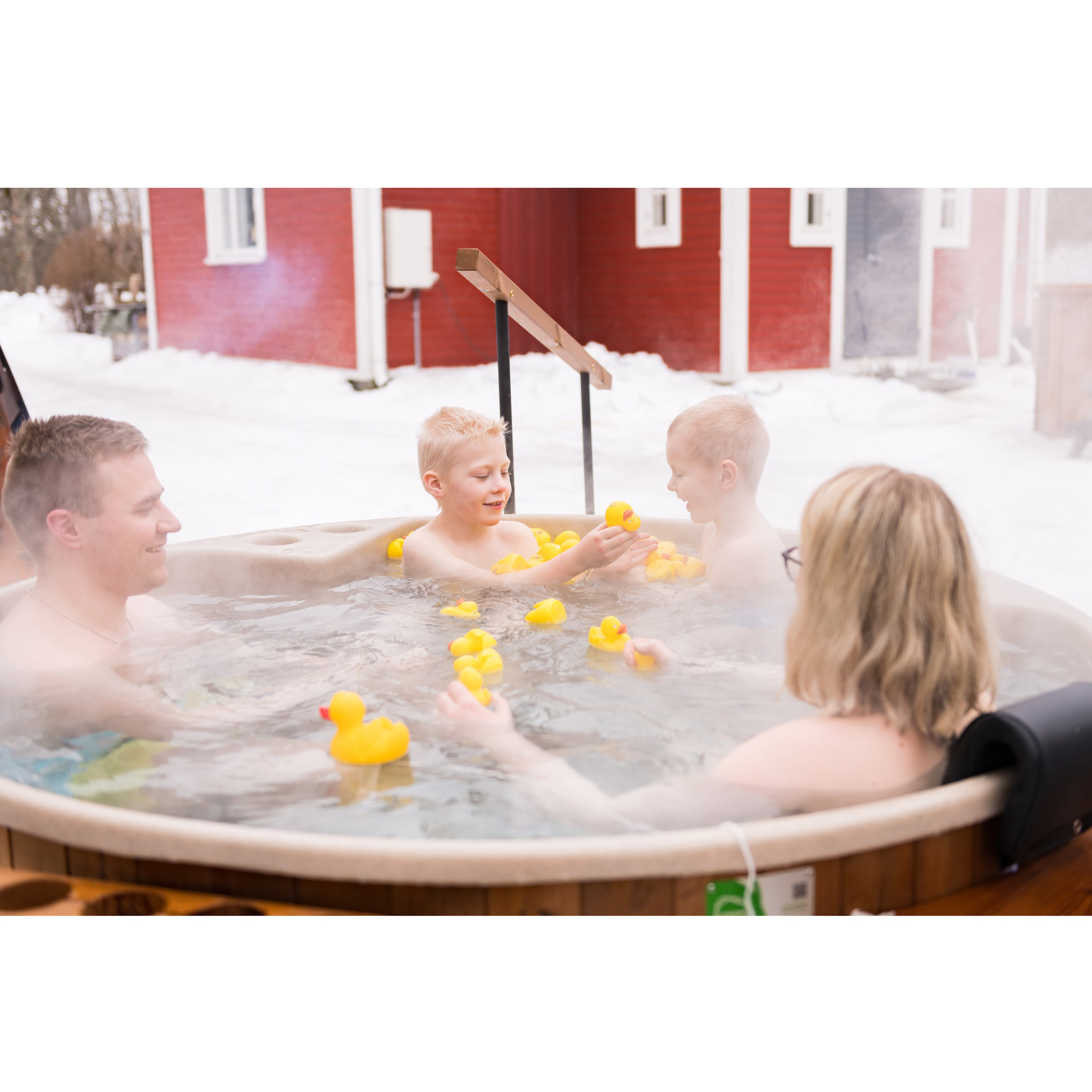 Vedeldad Badtunna Kirami Family M CULT