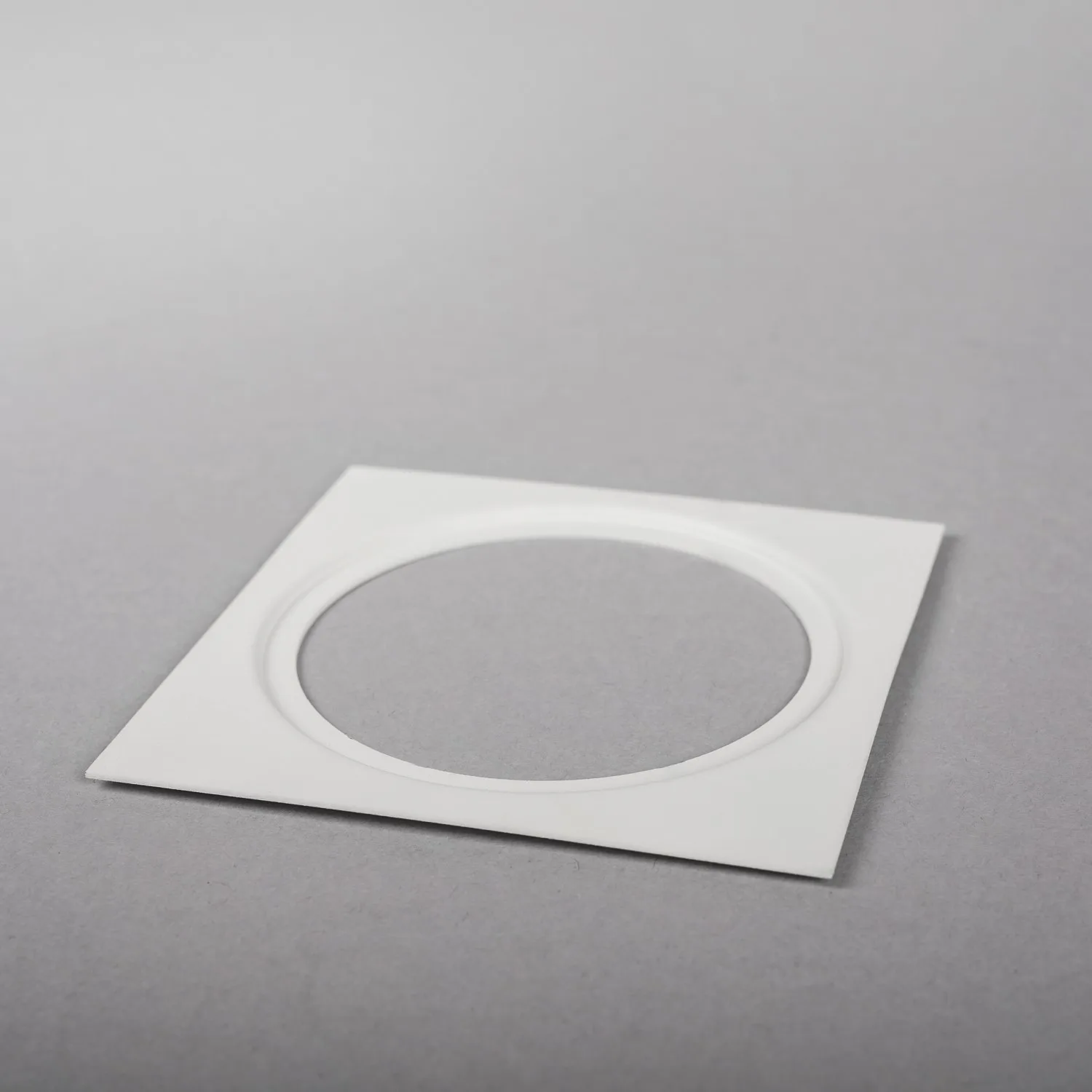 Dekorram Hide-a-lite I/II Ø85 Vit