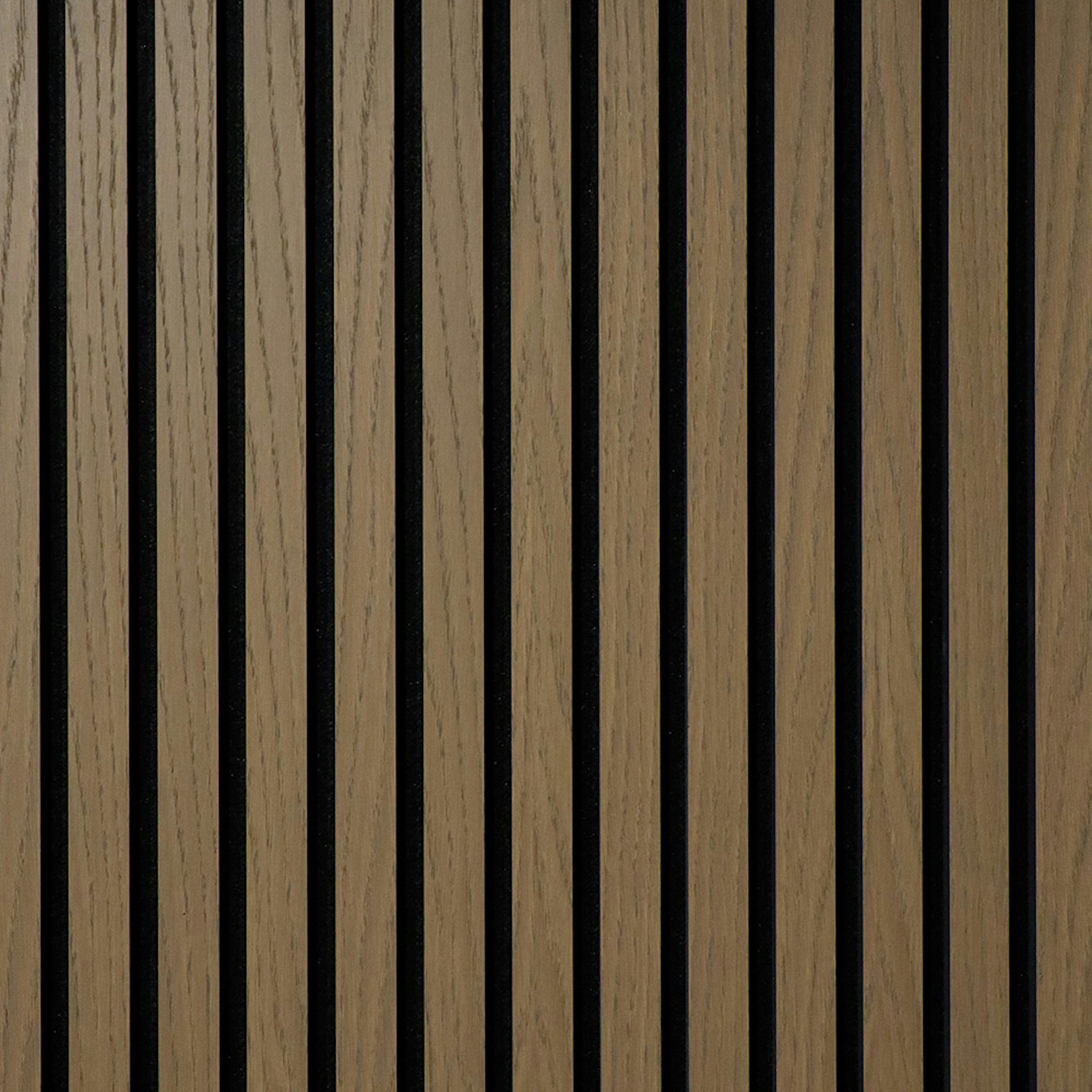 Akustikpanel Wood on wall Ek Gråbrunlackad