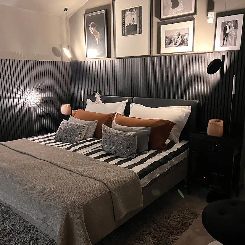 Akustikpanel Wood on wall Ek Svartlackad