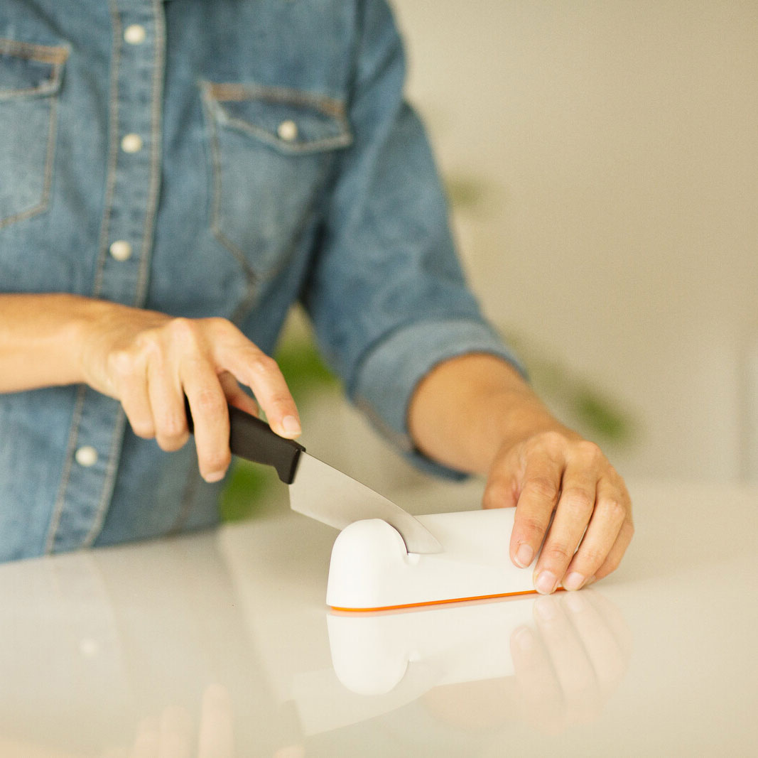 Knivslip Fiskars Functional Form Roll-Sharp