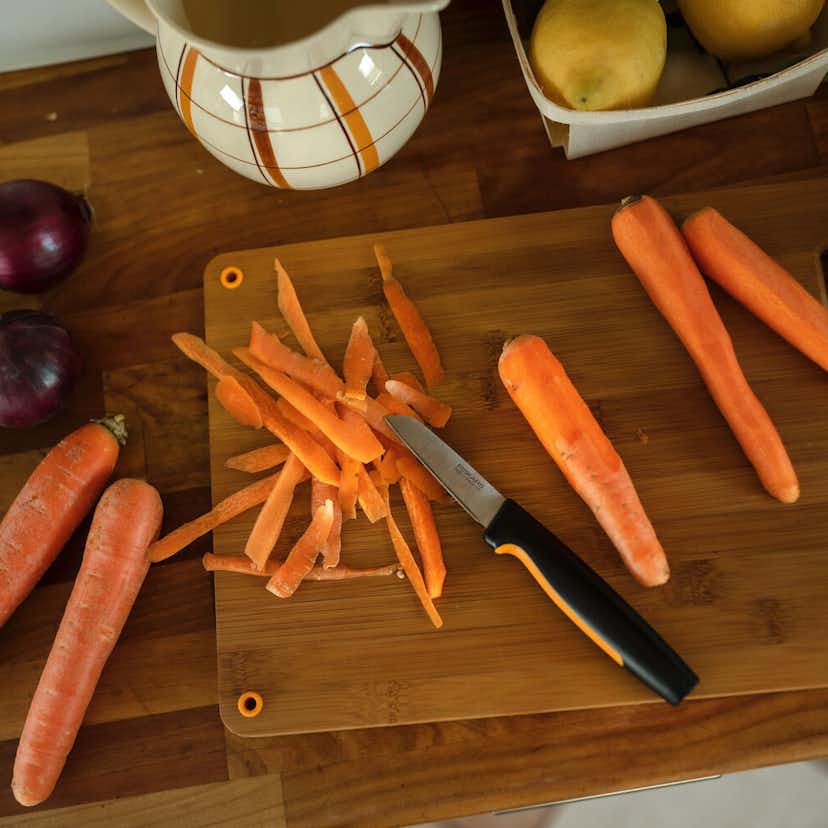 Skalkniv Fiskars FF 8 cm