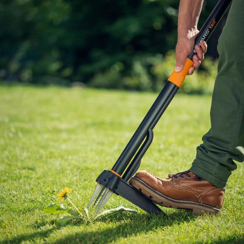 Ogräsupptagare Fiskars Xact