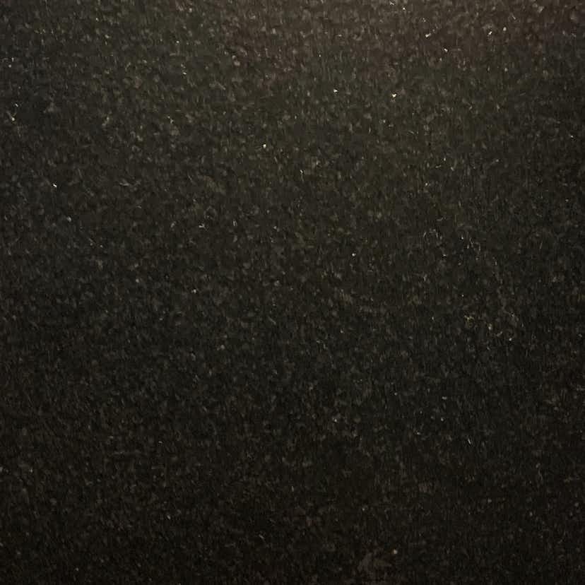 Granitplatta Stencentralen Absolute Black Antikborstad 305x305 mm