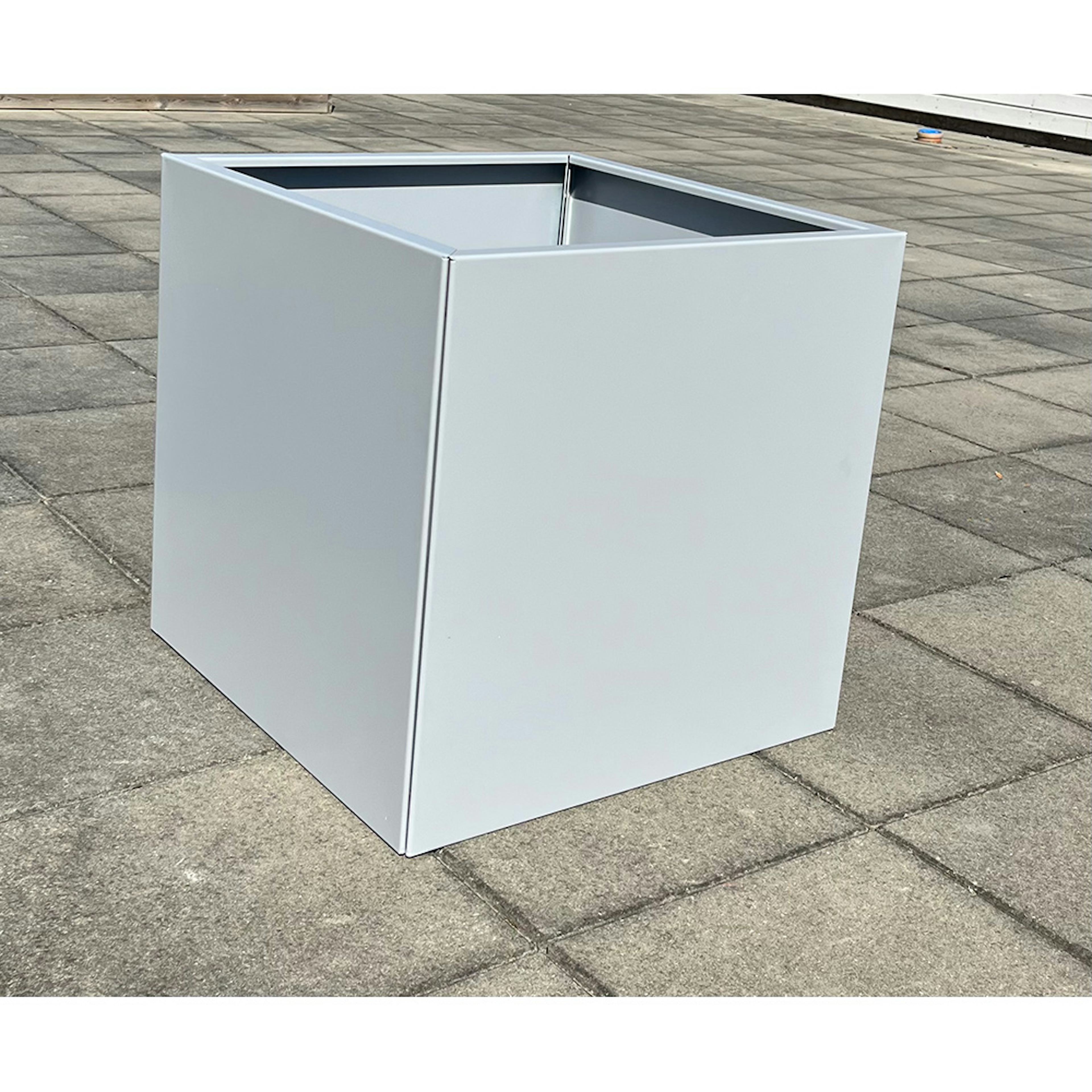 Kruka Recal Lackerad Grå