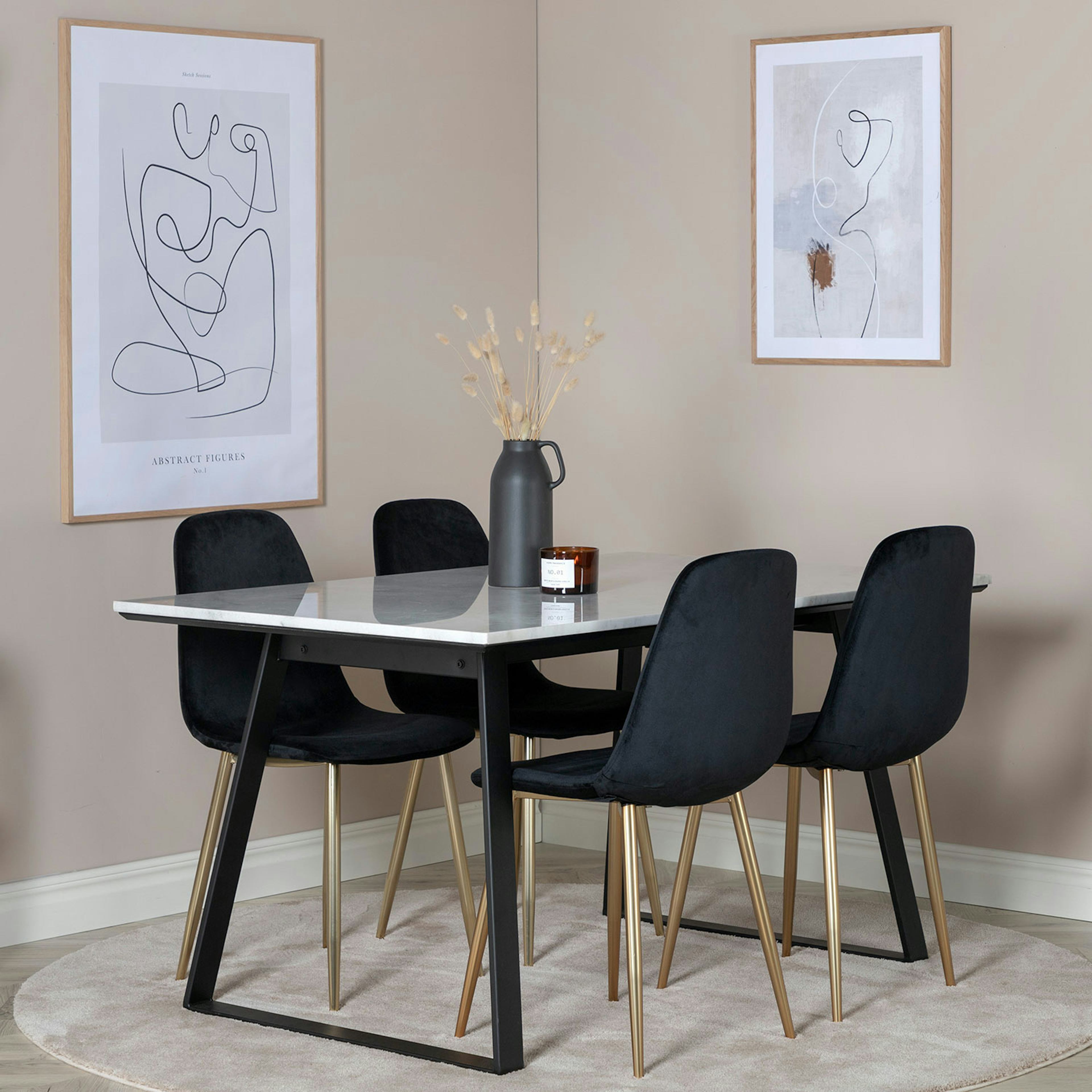 Matgrupp Venture Home Estelle med 4 Polar stolar