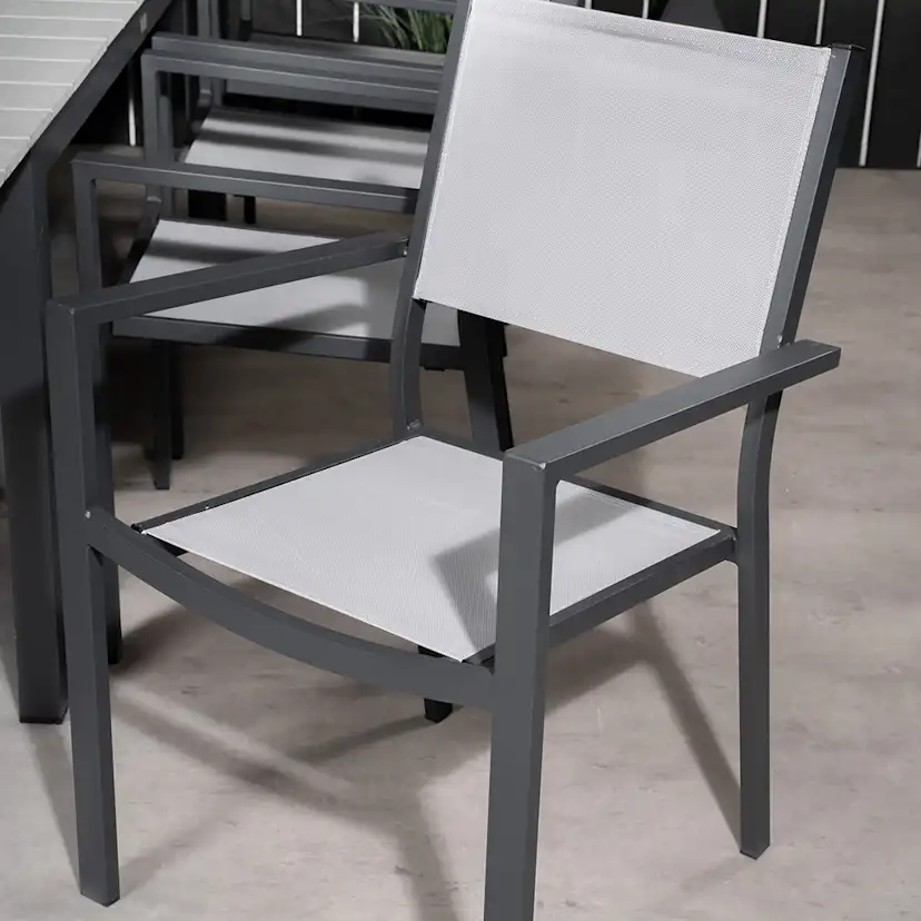 Matgrupp Venture Home Lova 160/240 med 8 Copacabana Karmstolar