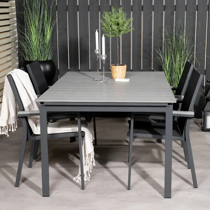 Matgrupp Venture Home Lova 160/240 med 4 Pincy Stolar