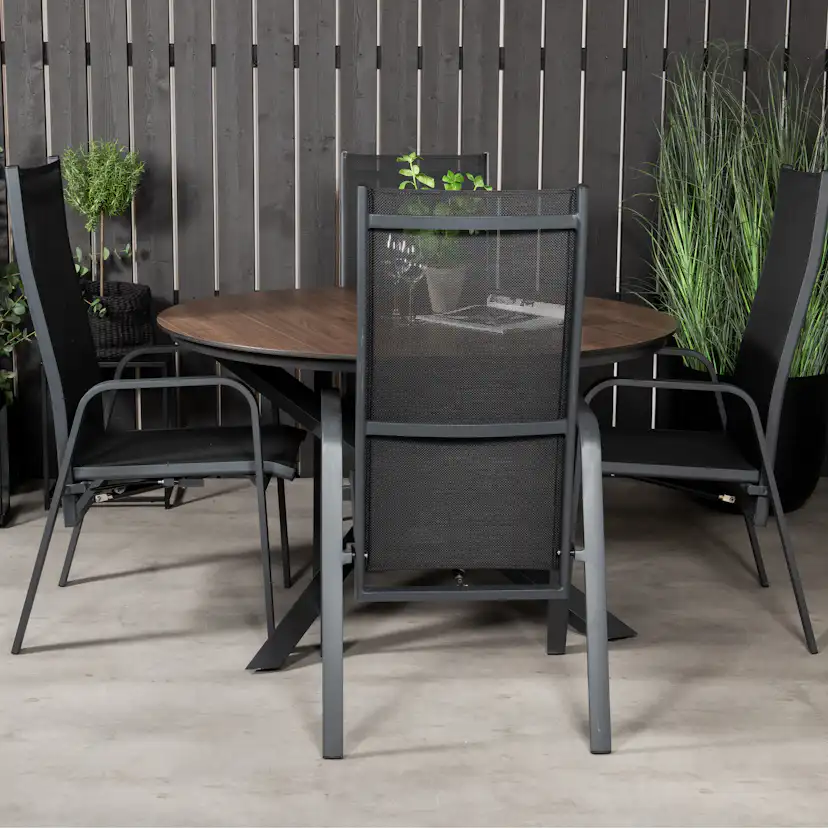 Matgrupp Venture Home Lea Ø 120 med 4 Copacabana Stolar