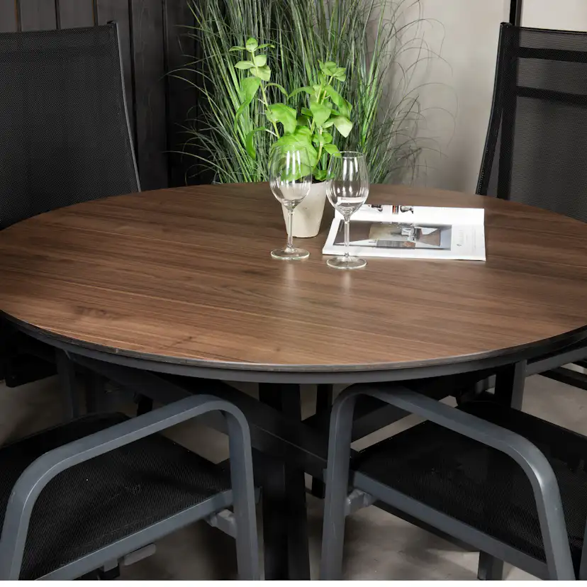 Matgrupp Venture Home Lea Ø 120 med 4 Copacabana Stolar