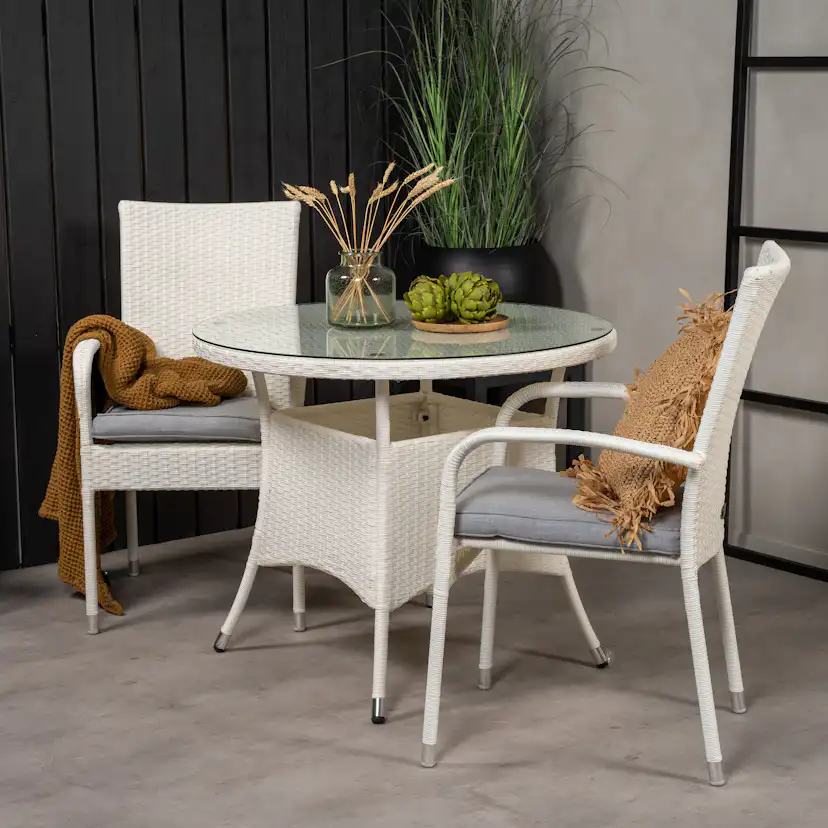 Matgrupp Venture Home Virda Ø 90 med 2 Asta Stolar