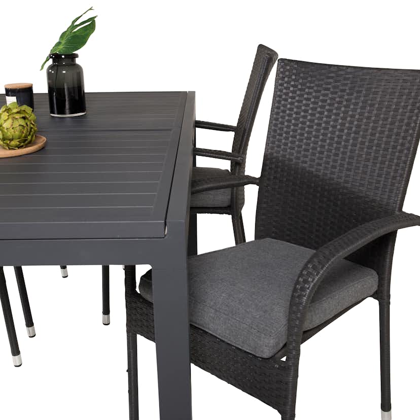 Matgrupp Venture Home Madrid 160/240 med 4 Asta Stolar