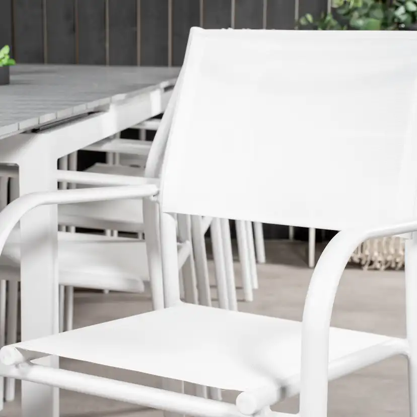 Matgrupp Venture Home Lova 224/324 med 10 Siri Karmstolar