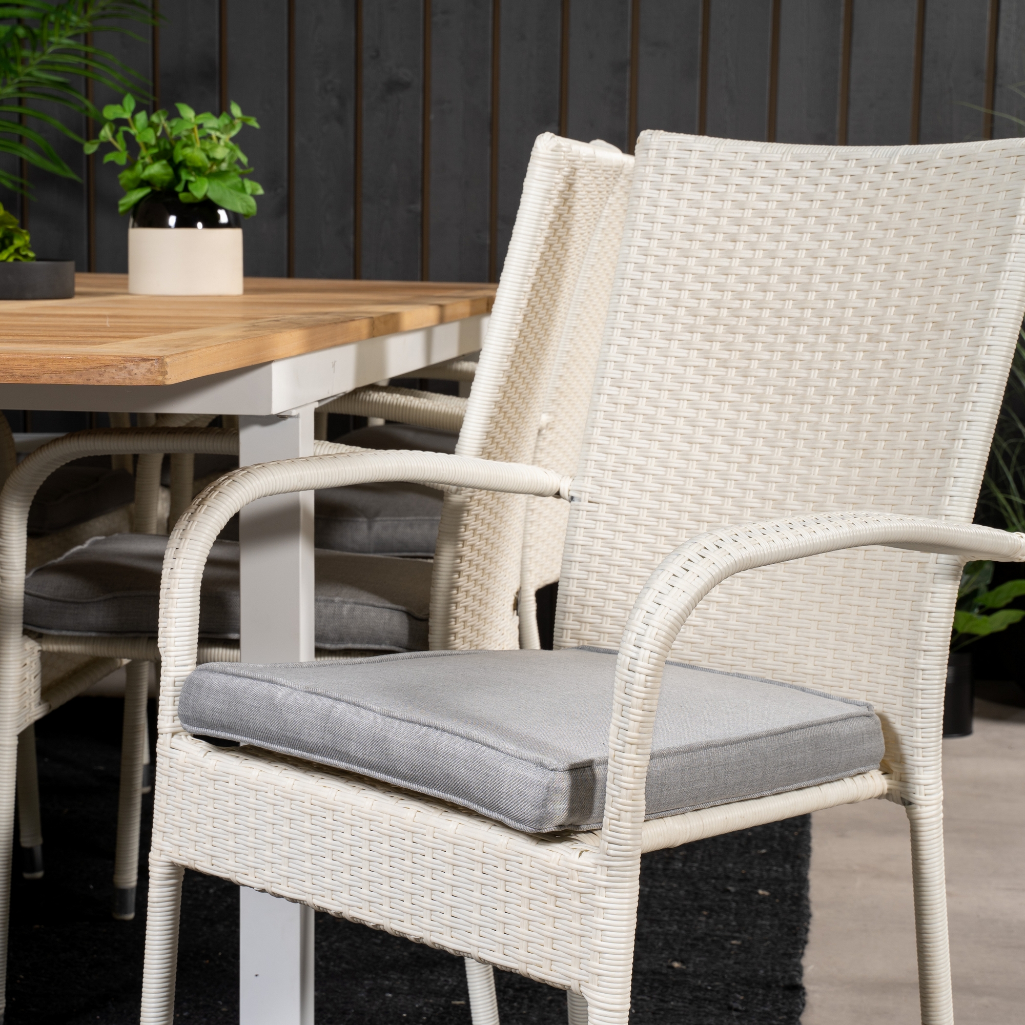 Matgrupp Venture Home Perla 160/240 med 8 Asta Stolar