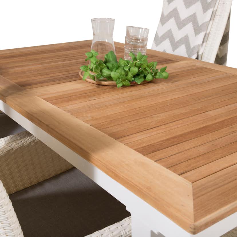 Matgrupp Utomhus Venture Home Perla 160/240 med 4 Pishi Trädgårdsstolar